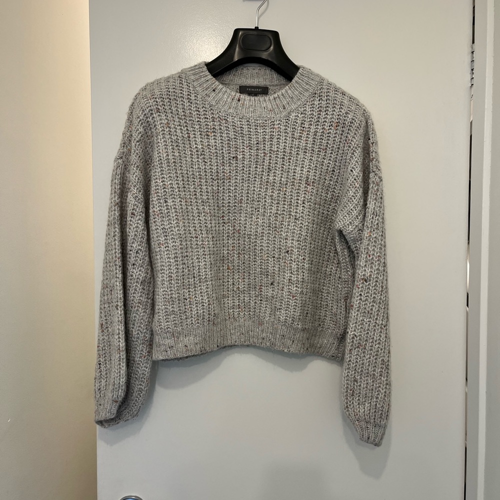 Cream/grey sweater with multicoloured detailing